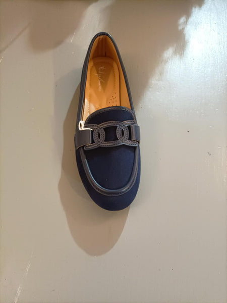 Navy loafer true to size